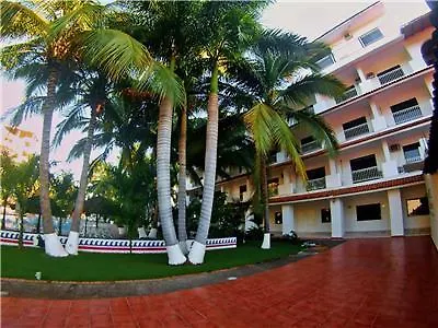 Splash Inn Nuevo Vallarta & Parque Acuatico